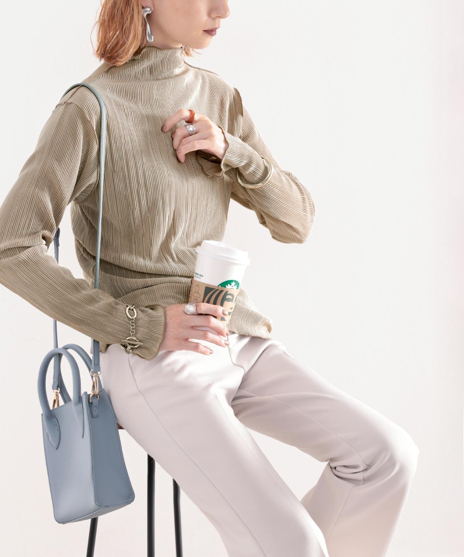 日本 Classical Elf - 光澤感木耳邊薄長袖上衣-酪梨綠