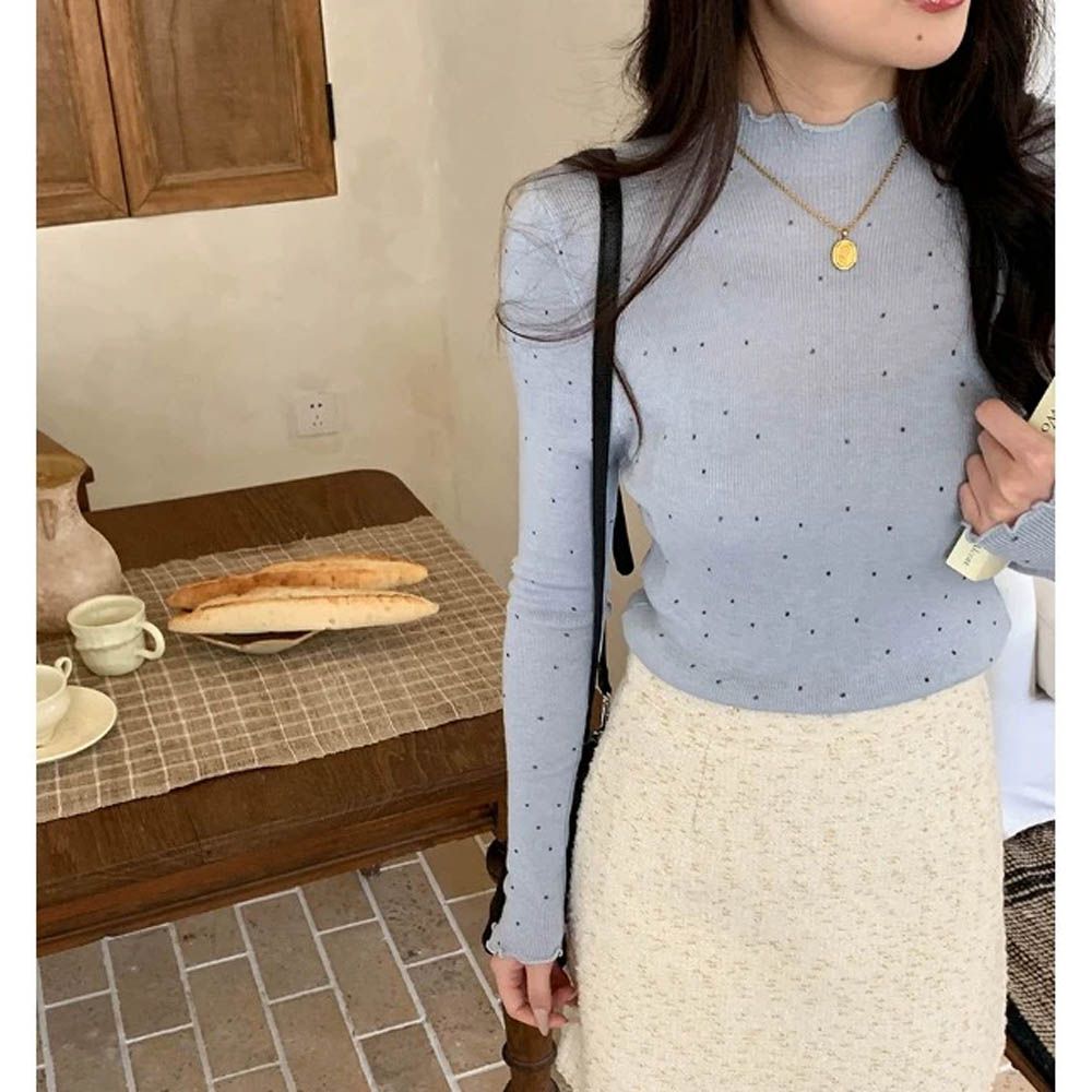 半高領木耳邊點點長袖針織上衣-淺藍 (F)