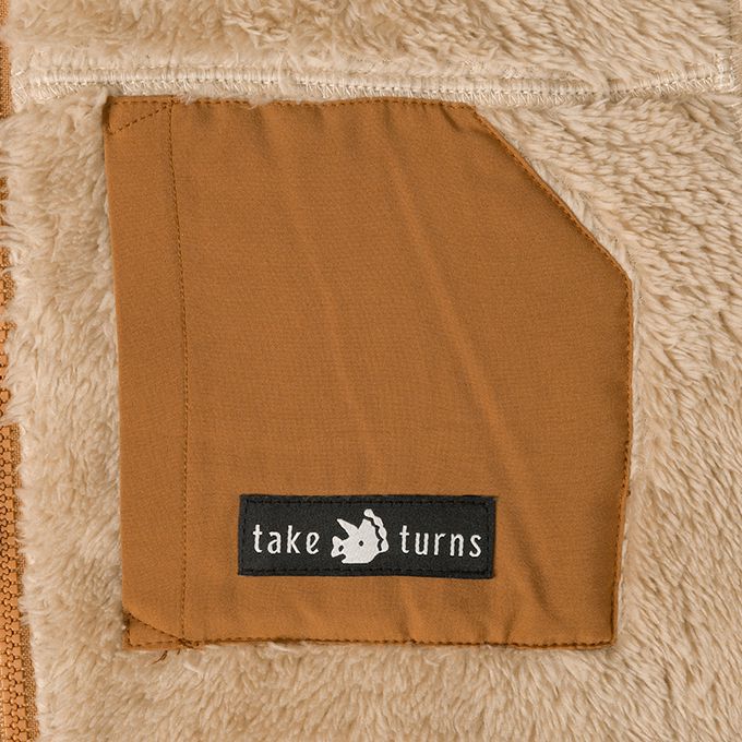 akachan honpo - 刷毛夾克-淺卡其色