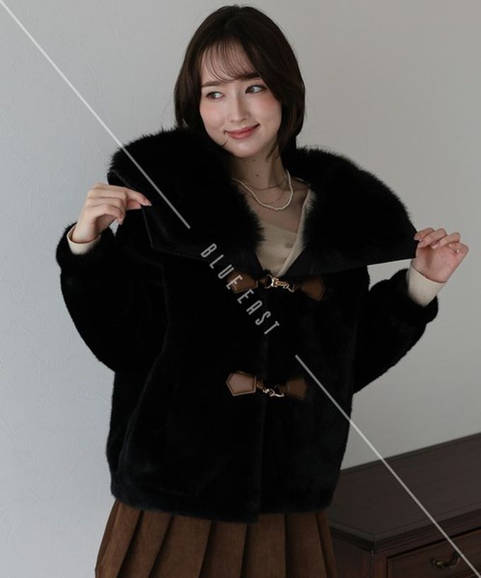 日本 BLUE EAST - 華麗注目皮草感大翻領金扣外套-咖啡