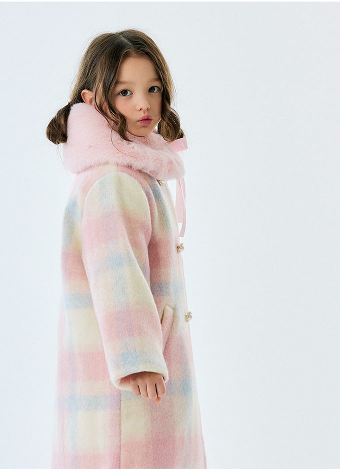 韓國 OZKIZ - (附絨毛圍巾)格紋毛料絎縫大衣外套-粉