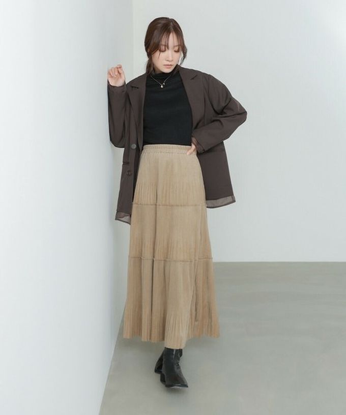 日本 Bab - 飄逸感絲滑絨面細摺長裙-象牙米