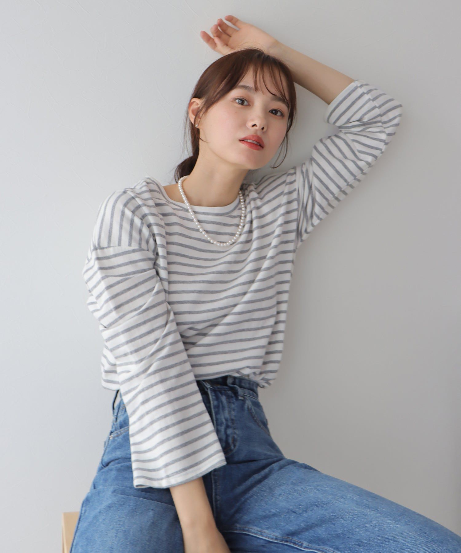 日本 BLUE EAST - 圓領百搭柔軟薄長袖上衣-條紋-深藍