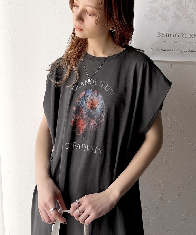 日本 Classical Elf - 下擺蕾絲酷感印花法式袖洋裝-檢查表