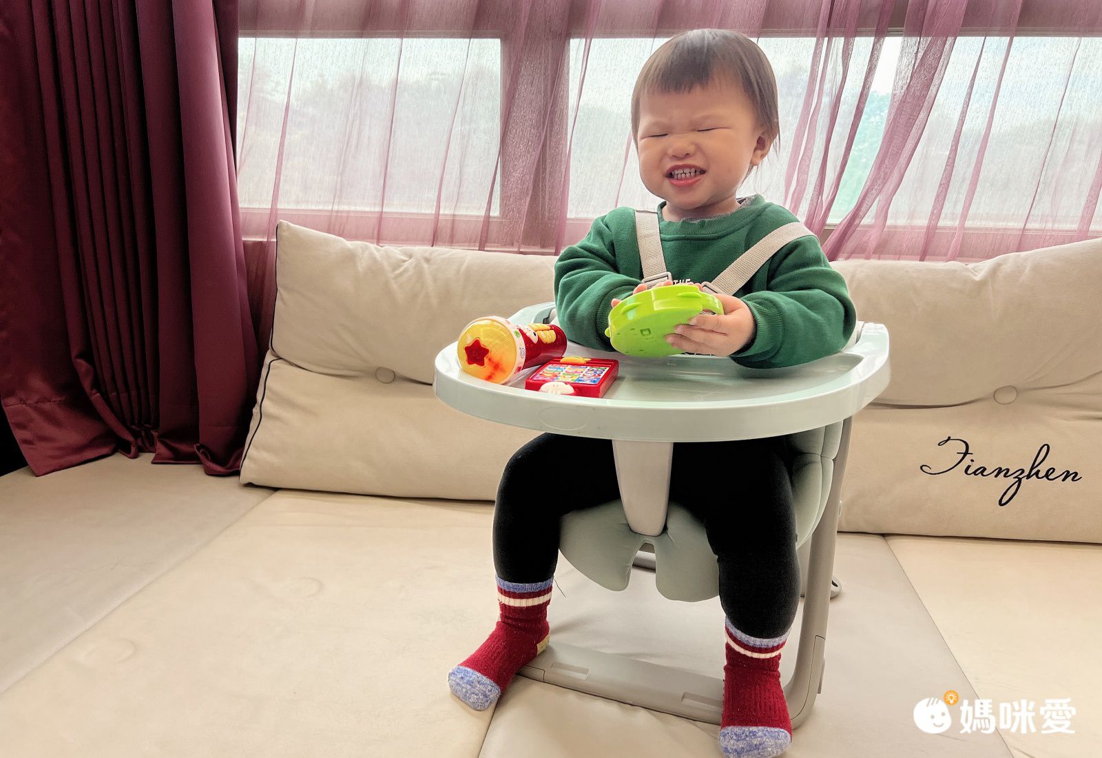 從7個月用到學齡前【Jolly 五合一多功能餐桌椅】