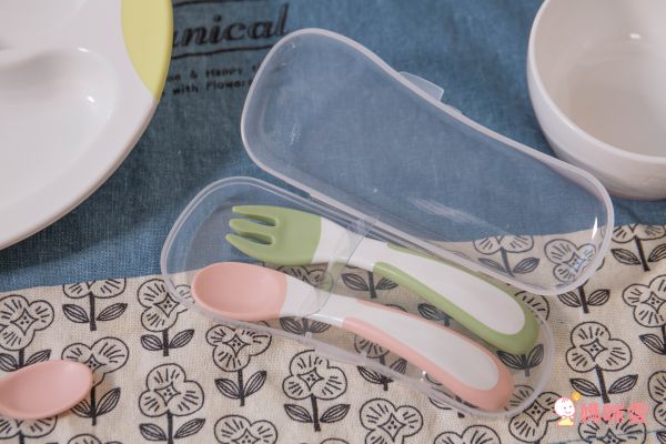 日本 Richell 利其爾TLI豪華餐具組禮盒