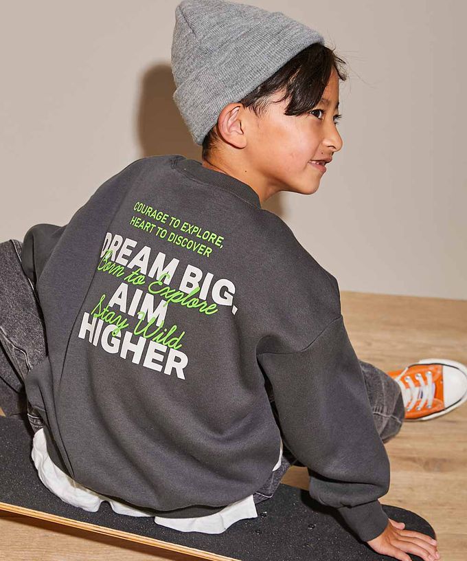 日本 devirock - 裏起毛個性印花大學T-挑戰夢想-深灰