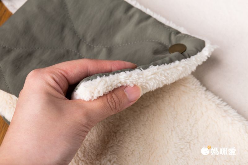 日本 AUBE - 撥水加工 防風毛絨保暖圍脖(兒童)-海軍藍