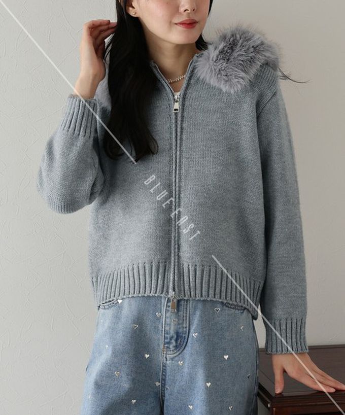 日本 BLUE EAST - 澎澎可愛毛絨帽雙拉鍊針織外套-卡其