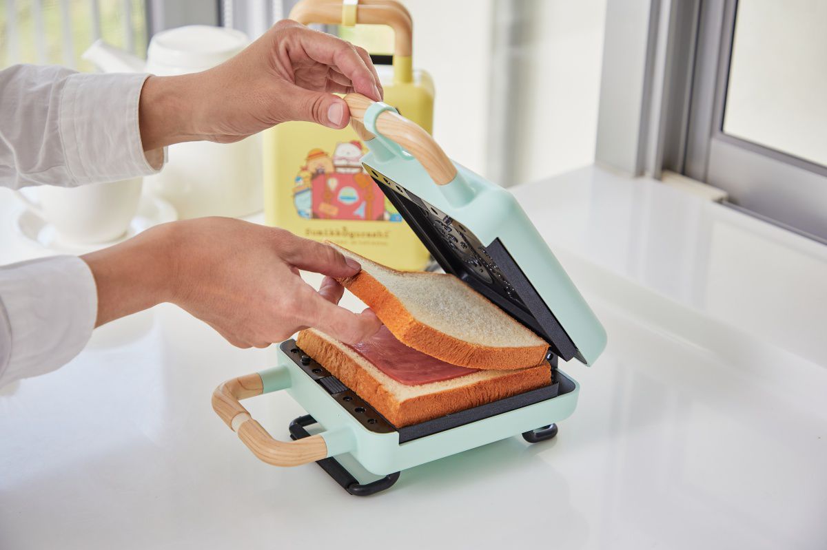 最殺5折起【角落小夥伴 熱壓吐司點心機】暑假在家不無聊！