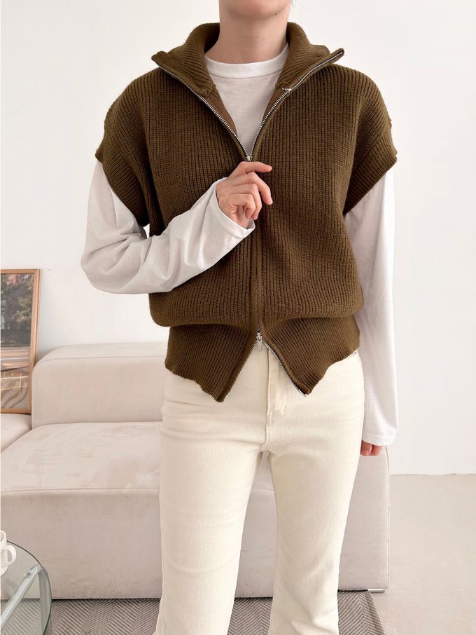 韓國女裝連線 - 簡約針織拉鍊立/翻領搭配背心-米白 (FREE)