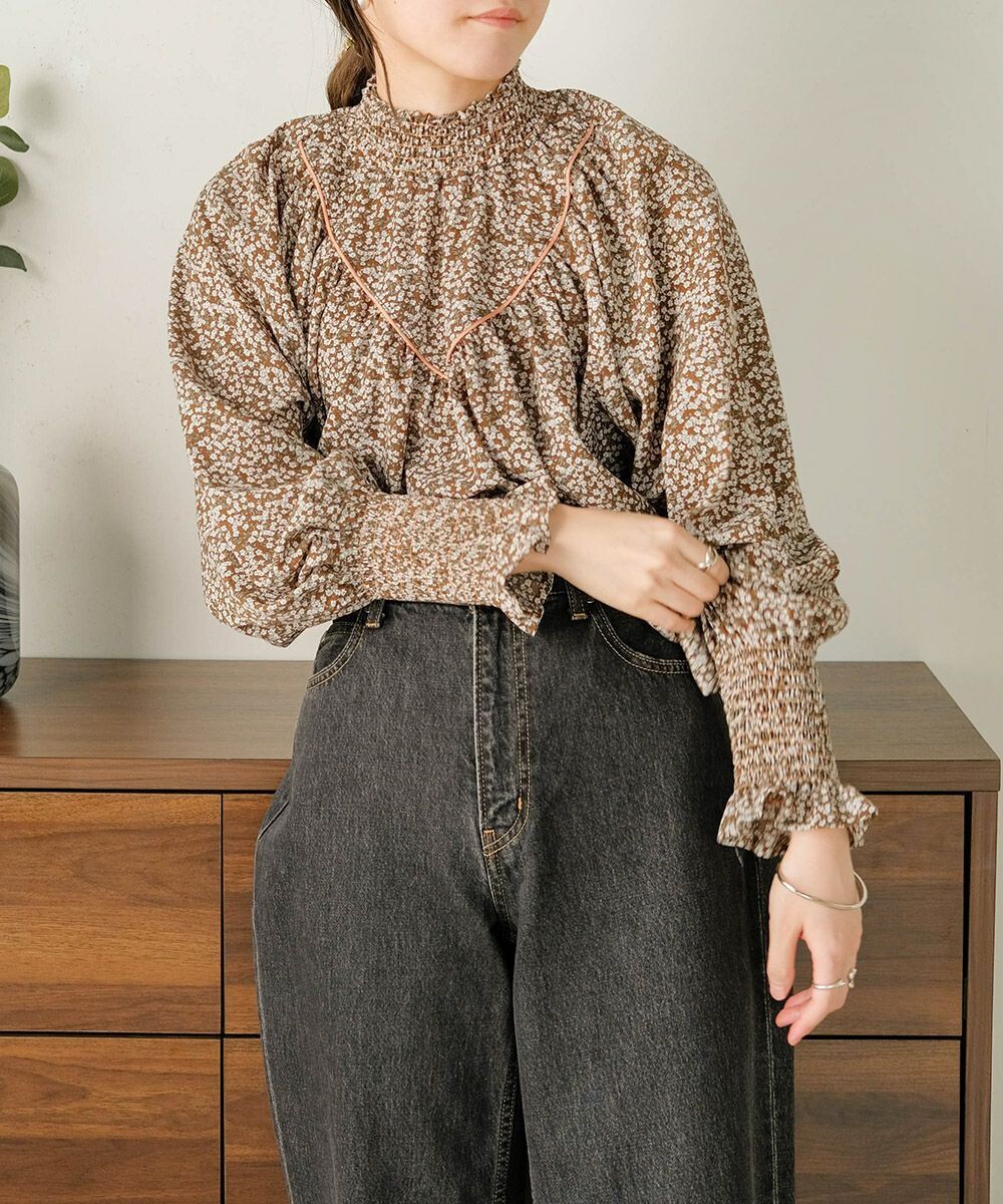 日本 Bab - 歐風碎花澎澎袖上衣-深可可