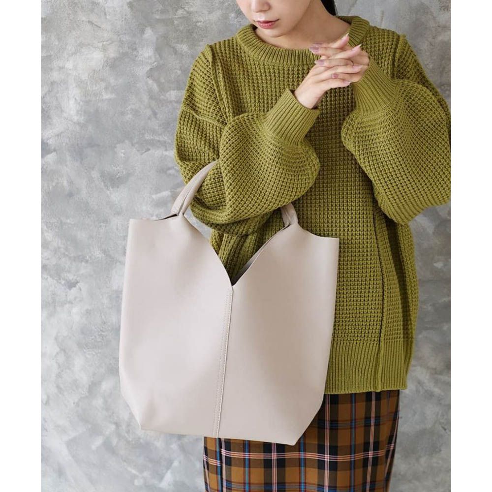 俐落V型整潔感大容量手提包-象牙白