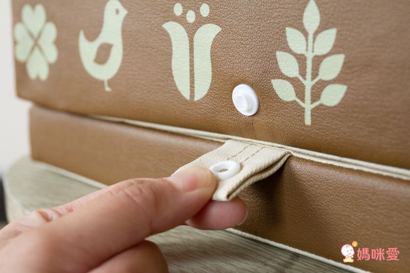 日本兒童增高座墊Ｘ防水圍兜 ★ 用餐更輕鬆！