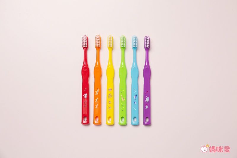 日本 Happy color - 繽紛彩色兒童牙刷超值12入組 (7y+)