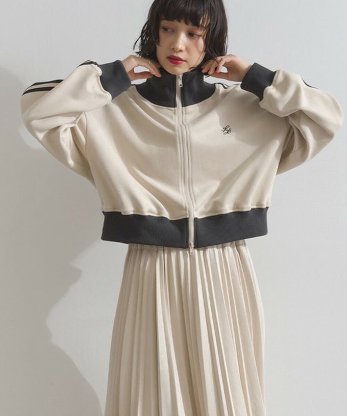 日本 ELENCARE DUE - 麂皮短絨休閒配色運動風夾克-象牙米