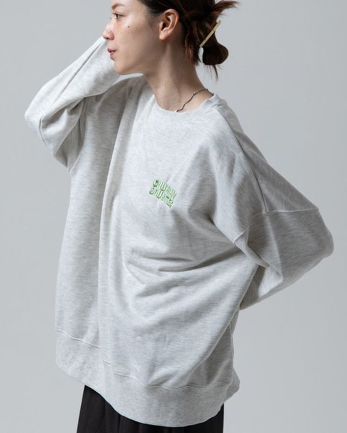 日本 gleam - 裏毛寬版甜點好友印花大學T-白x深藍