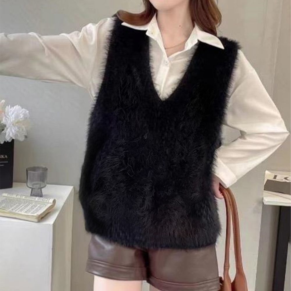 羽毛感蓬鬆柔軟V領背心-黑 (F)