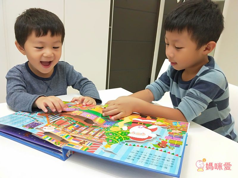 幼福文化 - 聖誕3本合購組-Merry Christmas歡樂聖誕節＋聖誕老公公的魔法雪球＋小馴鹿的第一個聖誕任務【立體書】