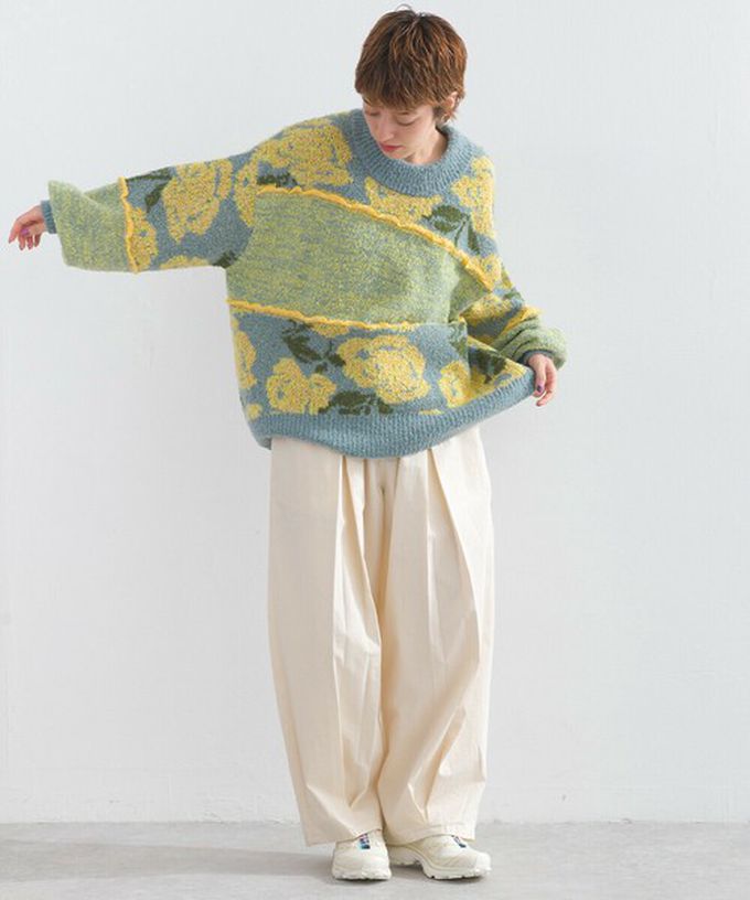 日本 Lupilien - 毛茸感華麗大花朵針織上衣-炭灰x黃