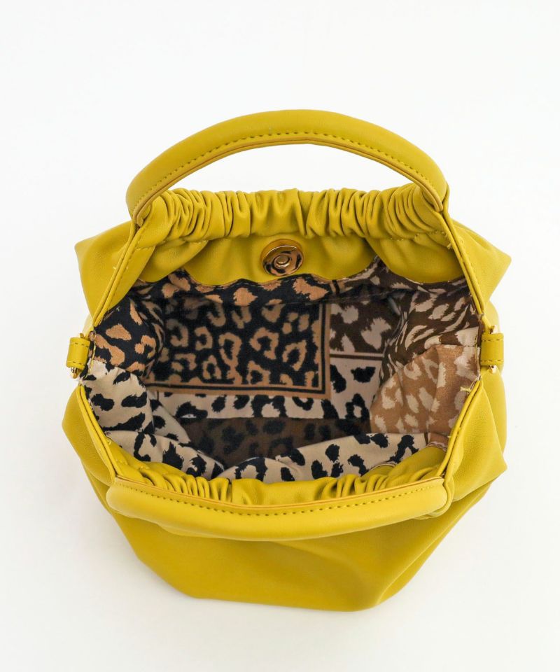 日本 COOCO - 2WAY柔軟皮革豆形手提小包/側背包-淺灰杏 (W14*H20*D12cm)