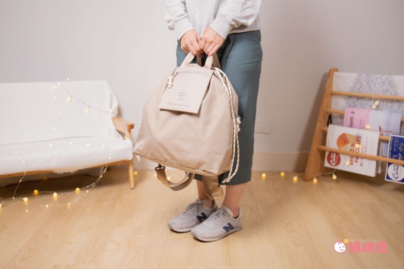 日本 COOCO - 環保材質仿皮俐落造型大容量托特包-淺米杏 (W30*H28*D14cm)