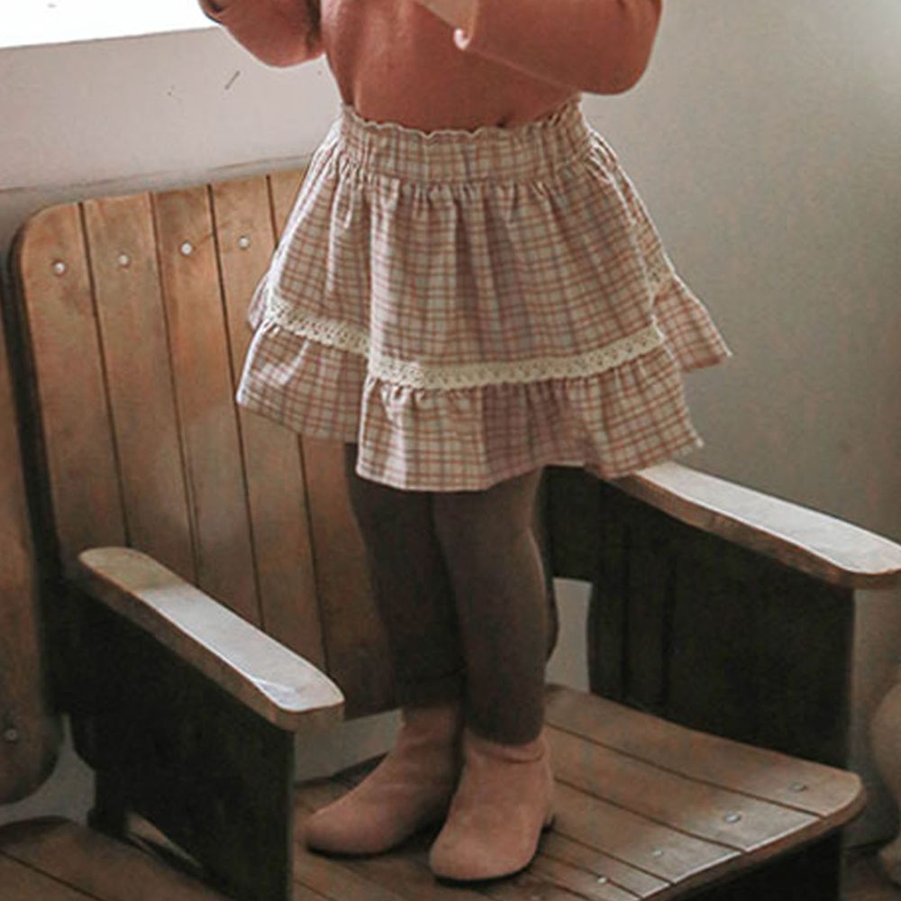 韓國 Puellaflo - 蕾絲裝飾格子褲裙-暗粉紅
