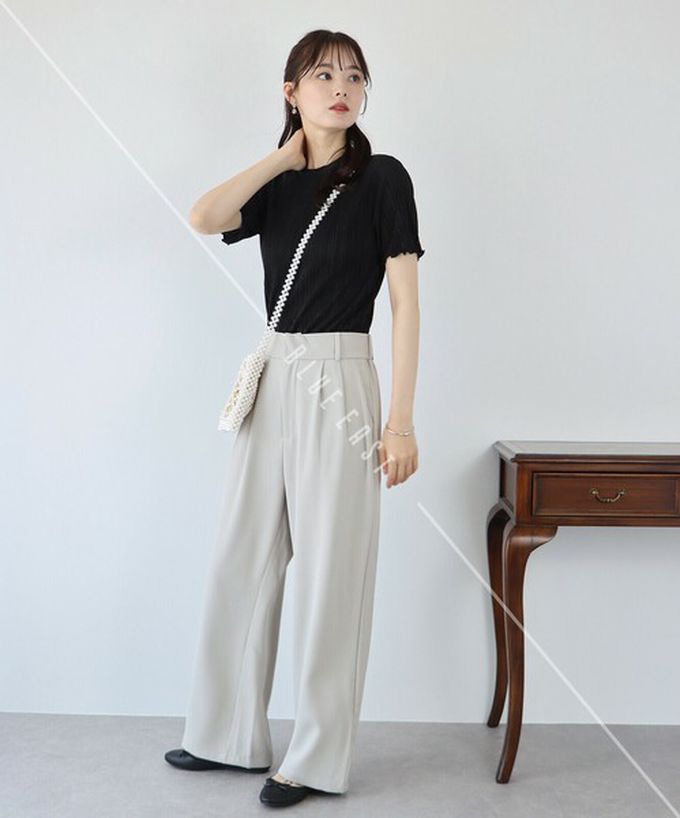 日本 BLUE EAST - 韓國製 圓領貝殼紋光澤短袖上衣-煙燻藍