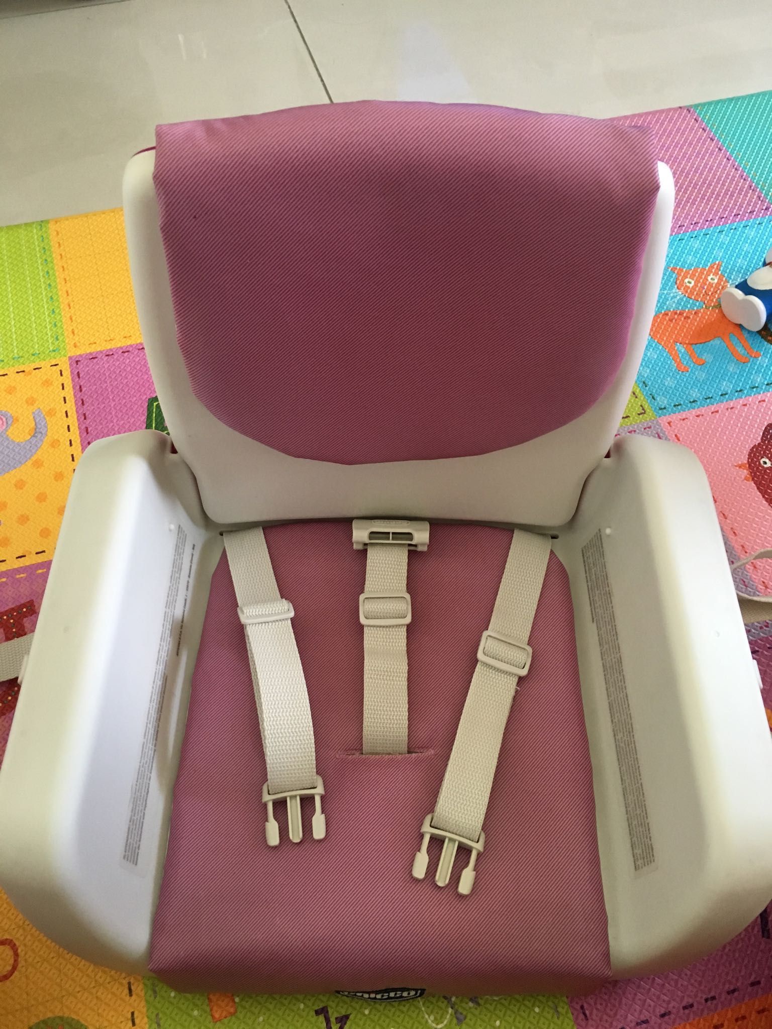 Chicco Mode 攜帶式兒童餐椅 8成新售550元