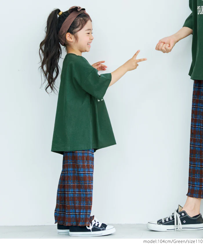 日本 COCA - 圓領純棉透氣字母短T-孩子-淺粉