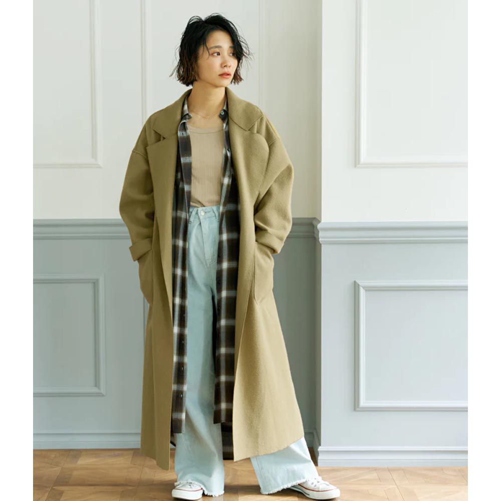 日本 COCA - 絕美翻領時尚長版大衣外套-卡其綠