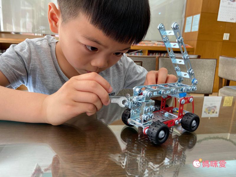 德國學校邏輯訓練教具！【eitech】益智鋼鐵玩具