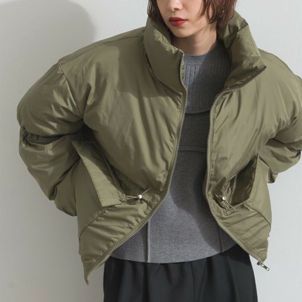 蓬鬆袖立領腰抽繩科技羽絨保暖外套-軍綠