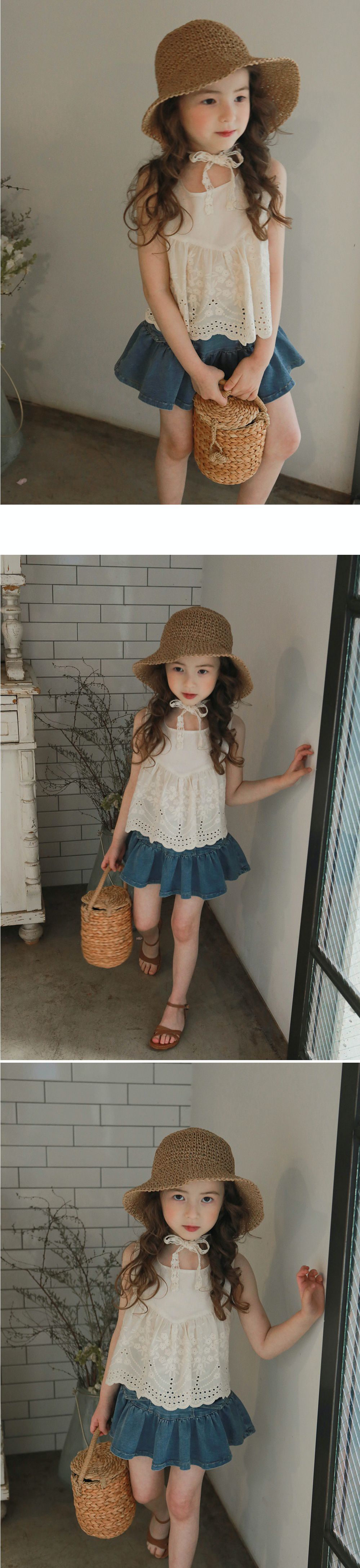 韓國 PuellaFLO - 後背蝴蝶結鏤空雕花上衣-米白