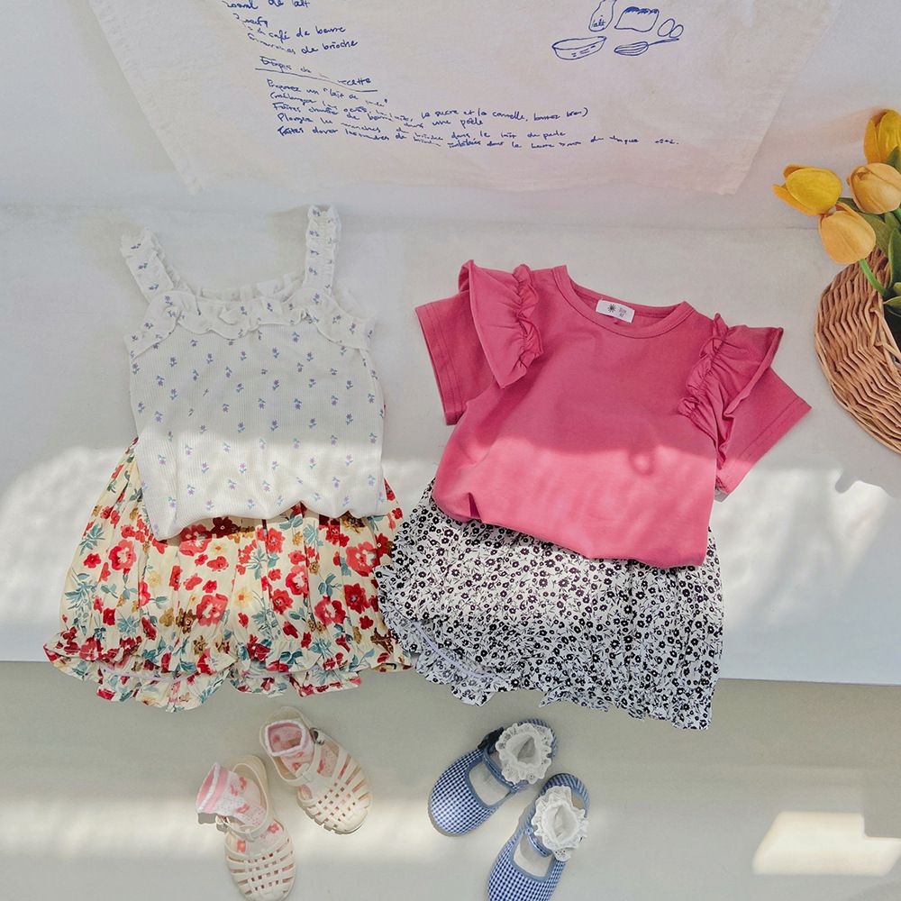 腰鬆緊休閒碎花燈籠短褲-小碎花-黑+白