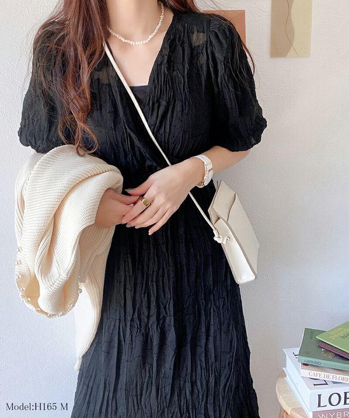 日本 Classical Elf - 透膚露背花卉皺摺深V泡泡袖洋裝-淺綠