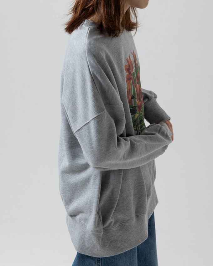 日本 gleam - 裏毛寬版學院風花卉大學T-紅棕