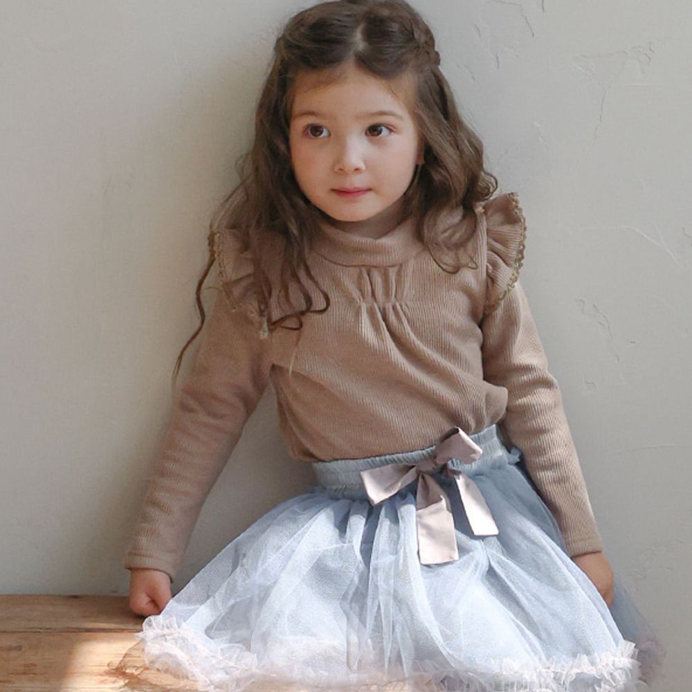 Puellaflo 胸前抓褶小翅膀裝飾彈性長袖上衣-摩卡咖