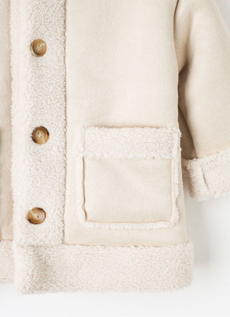 韓國 OZKIZ - 冬日感搖粒絨內裡大衣外套-淺卡其