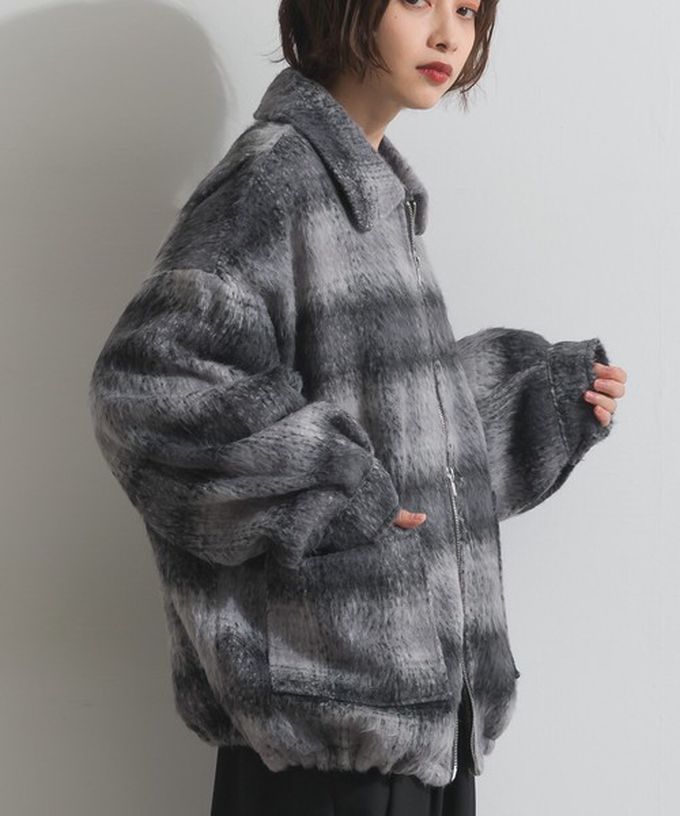 日本 ELENCARE DUE - 毛海感寬版雙拉鏈大口袋保暖外套-黑格紋