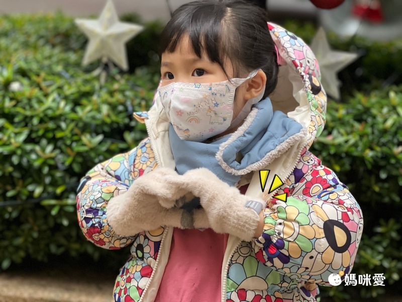 日本 AUBE - [保濕加工] 保暖兒童手套-淺粉