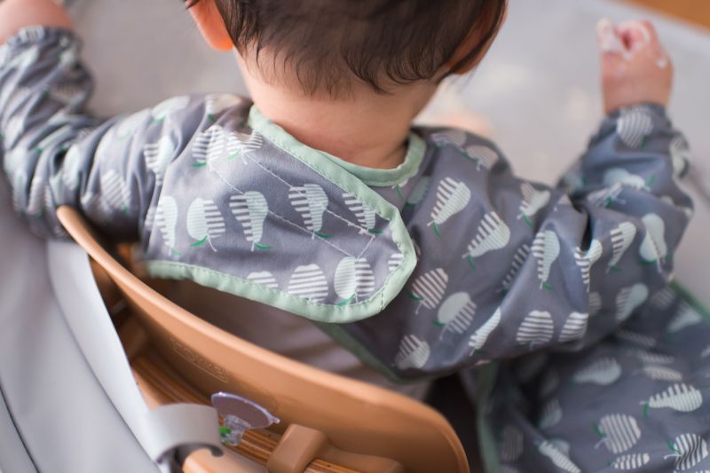 英國 Tidy TOT 餐桌圍兜