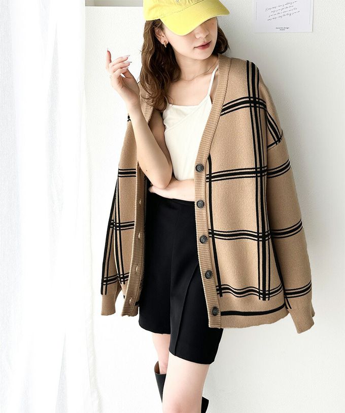 日本 Classical Elf - 歐風大格紋落肩針織外套-卡其