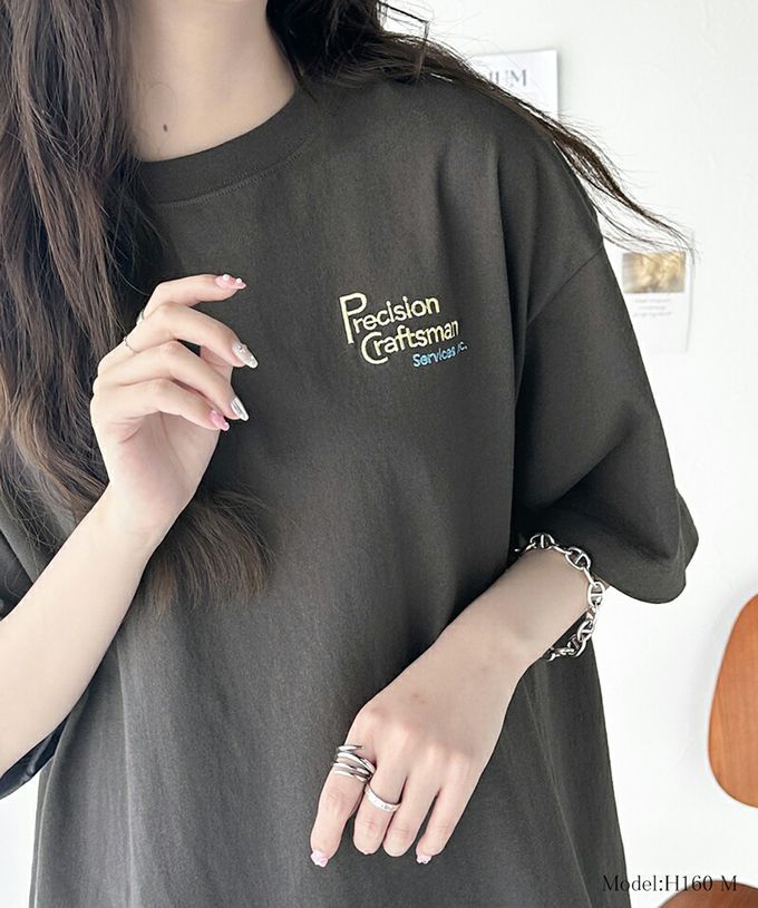 日本 Classical Elf - 100%棉 胸前logo點綴短袖上衣-米杏