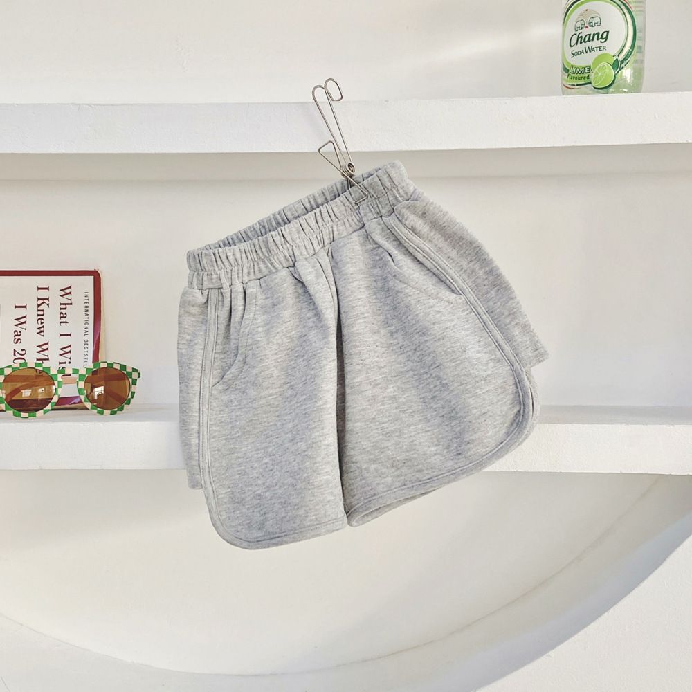 腰鬆緊顯瘦休閒短褲-黑色