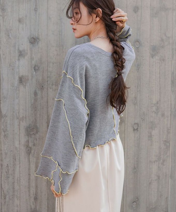 日本 Bab - 活力跳色感木耳邊大寬袖上衣-灰x淺黃