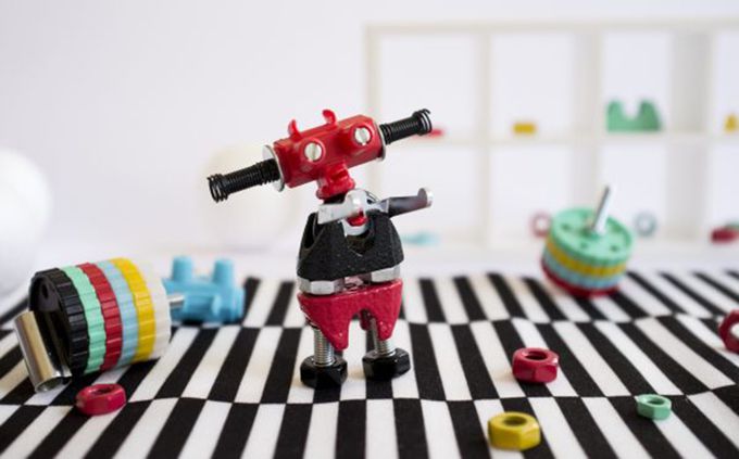 以色列 theOffBits - 機械積木-藝藝機器人