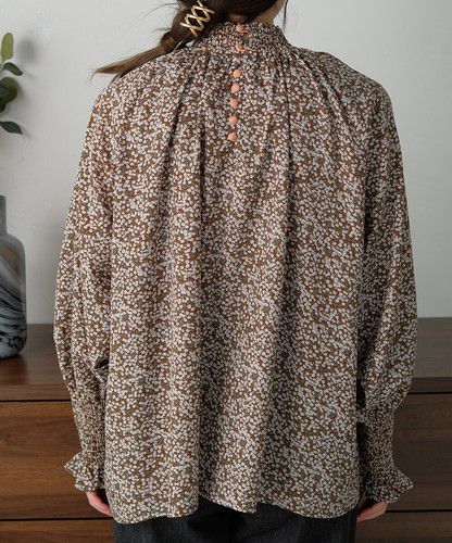 日本 Bou Jeloud - 歐風碎花澎澎袖上衣-氣質黑