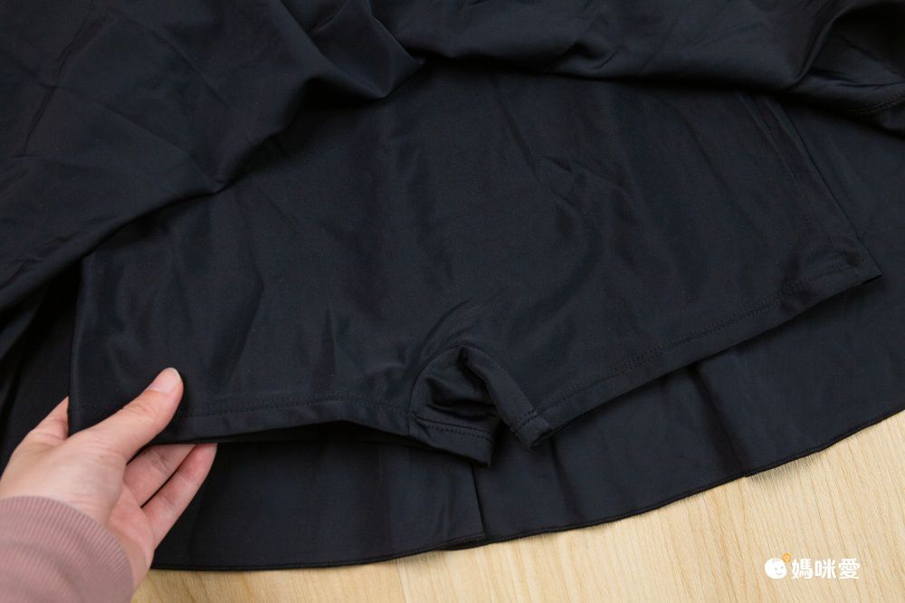 361° - 運動風短袖連身裙泳衣-熱帶樹葉-黑色