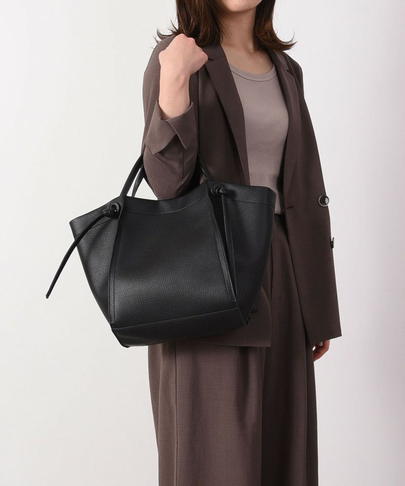 日本 COOCO - 仿皮雙綁帶蝙蝠托特包-黑 (24x25x14cm)